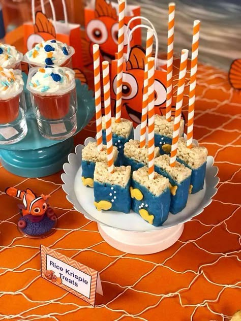 Dory Birthday Party Ideas, Finding Nemo Party Decorations, Nemo Party Decorations, Nemo Baby Shower, Finding Nemo Baby, Finding Dory Birthday Party, Dory Birthday Party, Finding Dory Party, Finding Nemo Party