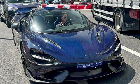 Lando Norris took delivery of his McLaren 765LT Spider earlier this month. Now, the F1 ace has been spotted in his brand-new supercar in Monaco, ahead of this weekend’s grand prix. Lando’s 765LT has a blue carbon exterior with bright yellow highlights and black wheels with yellow brake calipers. Subtle touches like the four stripes […] The post Lando Norris spotted in his McLaren 765LT Spider in Monaco appeared first on The Supercar Blog. Lando Norris Car, Mclaren 765 Lt, Mclaren 765lt Spider, Black Mclaren, Mclaren 765lt, New Mclaren, Yellow Highlights, Car Tech, Mclaren Cars