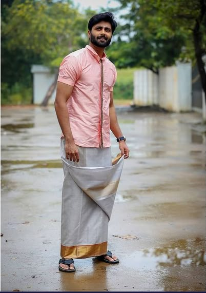 South Indian Dhoti Style For Men, Dhoti Photoshoot Men, Lungi Poses Men, Dhoti Shirt For Men, Veshti Sattai Men, Lungi Mens Indian, Rainy Photoshoot, Traditional Poses, Ashwin Kumar