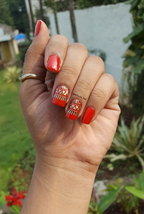 Diwali Nails Art, Diwali Nail Art Designs, Festive Nails Indian, Diwali Nail Art, Diwali Nails, Essence Nail Polish, Festive Nails, Mindful Movement, Latest Simple Mehndi Designs