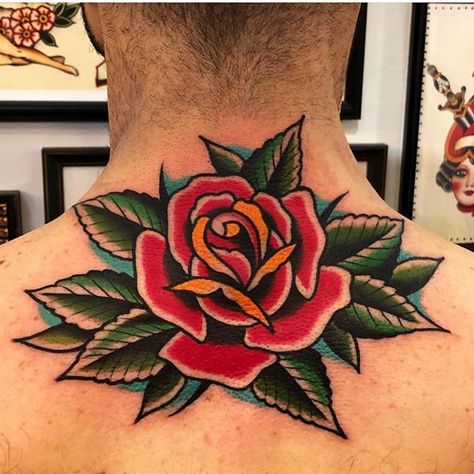 Rose by @samuelebriganti   #boldwillholdfirenze #tattooshop #florence #posttradtattoo #samuelebriganti #sunskintattoomachines #tattoodoambassador #magicmoonneedles #rosetattoo #tradworkers American Traditional Rose, Rose Tattoo Cover Up, Old School Rose, Traditional Rose, Rose Tattoos For Men, Traditional Tattoo Sleeve, Traditional Roses, Skeleton Hand Tattoo, Traditional Tattoo Design