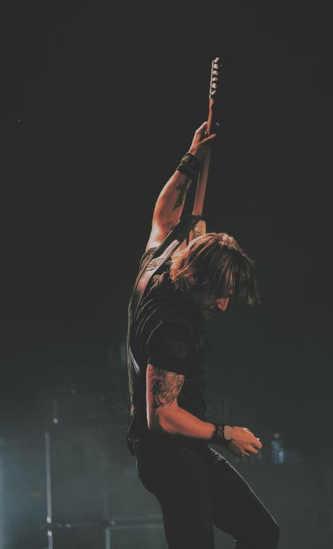 Keith Urban Wallpaper, Urban Wallpaper, Keith Urban Videos, Keith Urban Lyrics Song Quotes, Keith Urban Latest Picture, Keith Urban Lyrics, Band Au, Keith Urban Concert, Keith Urban Guitar