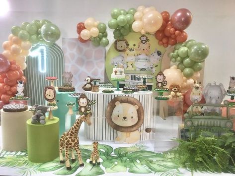 Safari Bebe, Looney Tunes Party, Festa Safari Baby, Boys First Birthday Party Ideas, Safari Birthday Party, Safari Birthday, Safari Party, Safari Baby, Boy First Birthday