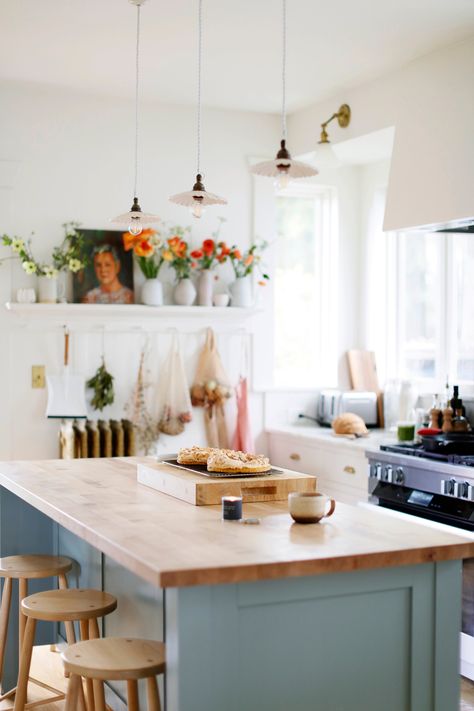 Design A Kitchen Layout, Emily Henderson Kitchen, Aran Goyoaga, Katie Leclercq, Repainting Cabinets, Kitchen 2022, Old Houses Renovation, Kitchen Triangle, Kitchen Renovation Inspiration