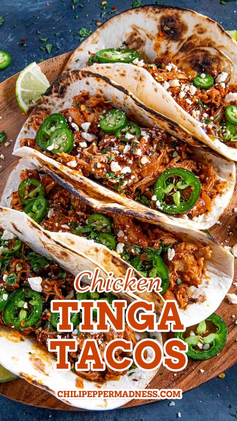 Shredded Chipotle Chicken, Chicken Tinga Tacos Recipe, Spicy Chipotle Sauce, Chicken Tinga Tacos, Best Ever Chicken, Tinga Tacos, Chicken Tinga Recipe, Pizza Taco, Spicy Chicken Tacos