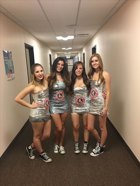 We love chipotle 🌯🌯 Chipotle Halloween Costume, Chipotle Costume, Three Person Halloween Costume, Group Halloween Costumes College, 4 Person Halloween Costumes, Reddish Blonde Hair, Reddish Blonde, Funny Group Halloween Costumes, Abc Party Costumes