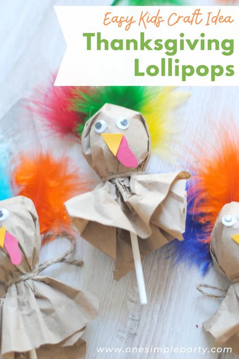 Turkey Lollipops, Thanksgiving Kids Craft, Lollipop Craft, Crayon Organization, Thanksgiving Candy, Fall Fair, Thanksgiving Kids Table, Free Thanksgiving Printables, Thanksgiving Favors