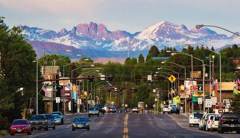 Pinedale, Wyoming Is One Of The Most Beautiful Towns In The Country Pinedale Wyoming, Ski Town, Dude Ranch, Mountain Bike Trails, Mountain Town, Most Beautiful Places, Wonderful Places, Wyoming, Small Towns