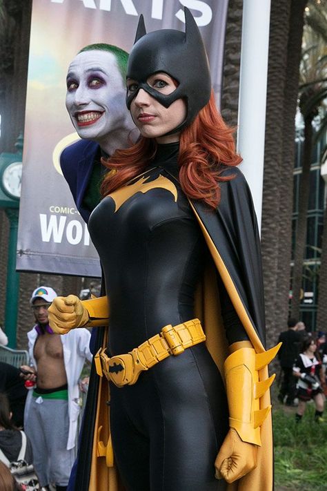 Batgirl Pictures, Batwoman Cosplay, Bat Woman, Catsuit Outfit, Comic Cosplay, Batgirl Cosplay, Batman Concept, Bat Girl, Batman Cosplay