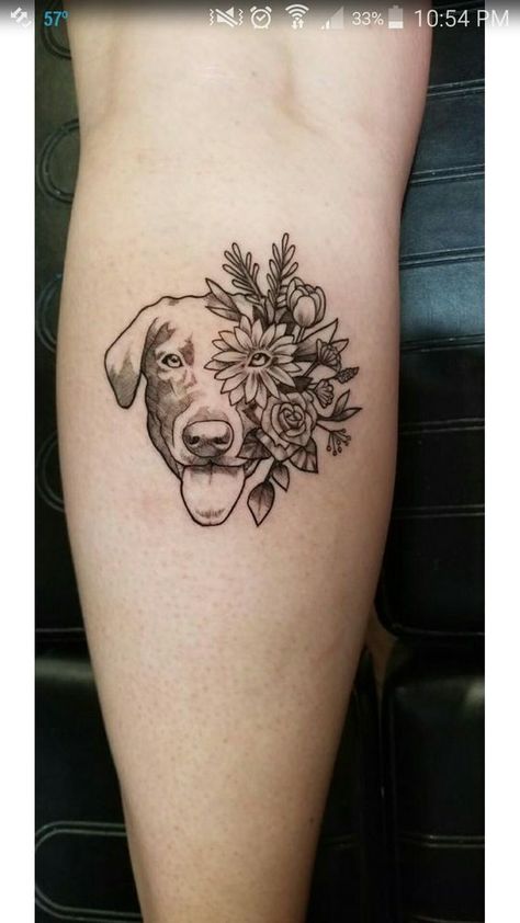 Seeking a way to keep your pet's memory alive? Consider a pet memory tattoo as a lasting tribute. #MemoryTattoo #PetMemory Labrador Tattoo, Tatoo Dog, Cute Animal Tattoos, Tier Tattoo, Incredible Tattoos, Arrow Tattoo, Diy Tattoo, Memorial Tattoos, Black Ink Tattoos