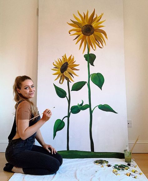 Sunflower Installation Art, Sunflower Mural Wall Art, Mural Sunflower, Sunflower Mural, Room Murals, Painted Mural, Sunflower Artwork, Garden Fence Art, Giant Sunflower