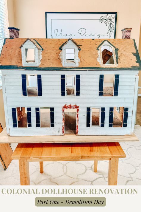 Colonial Dollhouse Renovation Colonial Dollhouse Interiors, Colonial Dollhouse, Dollhouse Renovation, House Garage, Colonial Style Homes, Vintage Dollhouse, Colonial Style, Beach Cottages, Diy Dollhouse