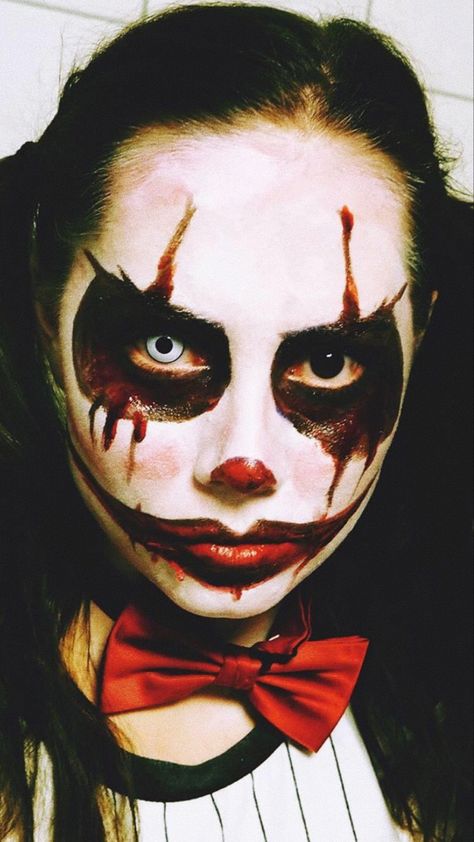 Scary Clown Pictures, Clown Makeup Scary Easy, Clown Face Paint Scary, Clown Makeup Halloween Creepy, Killer Makeup Halloween, Creepy Clown Makeup For Kids, Killer Clown Aesthetic, Dead Clown Makeup, Scary Clown Makeup For Kids