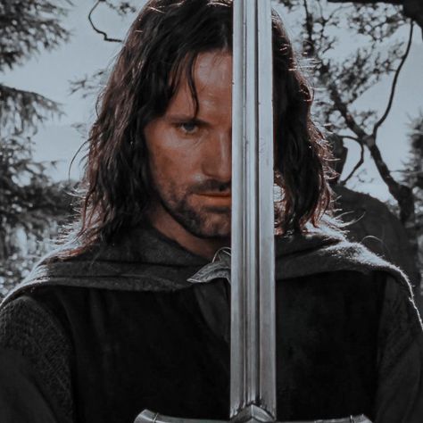 Aragorn Icon, Aragorn Lotr, Lord Of The Rings Tattoo, Lotr Cast, Concerning Hobbits, The Fellowship Of The Ring, Gandalf The Grey, Here Be Dragons, Frodo Baggins