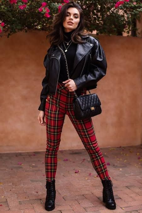 Outfit Pantalon Rojo, Fancy Pants Outfit, Gig Outfit, Plaid Pants Outfit, Red Plaid Pants, Street Wear Fashion, Pants Outfit Casual, Plaid Outfits, Pants Outfits