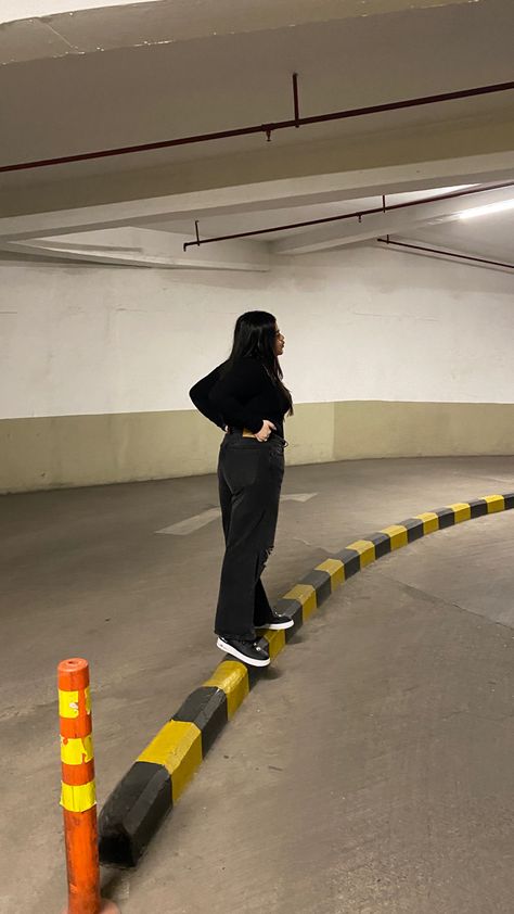 Basement Photoshoot Ideas, Mall Photoshoot Ideas, Basement Photoshoot, Aesthetic Park Pictures, Couple Parking Lot Pictures, Parking Aesthetic Photoshoot, Mall Picture Ideas For Instagram, Basement Parking Aesthetic, Mall Parking Lot Aesthetic