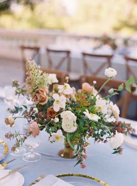 Italian Inspired Wedding, Glass Charger Plates, Event Florals, Fall Florals, Wedding Table Flowers, Reception Centerpieces, Wedding Flower Inspiration, Flowers And Greenery, Fresh Flowers Arrangements