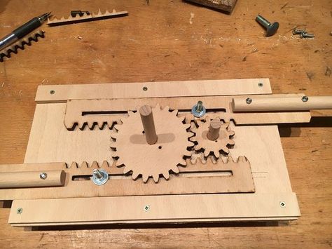 Creating a wooden locking mechanism is not hard in case you can make use of a laser cutter. This instructable describes my approach for locking a compartment Wooden Lock, Wooden Box Designs, Wooden Gears, Cnc Projects, Wood Working Gifts, Wood Shop Projects, Woodworking Skills, Puzzle Box, Wood Jewelry Box