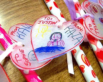 Shrinky Dink Valentine's! Valentines Shrinky Dink, Shrink Plastic Keychain, Shrinks Dink, Plastic Keychain, Heart In Hand, Shrink Art, Valentine's Ideas, Winter Preschool, Valentine Projects