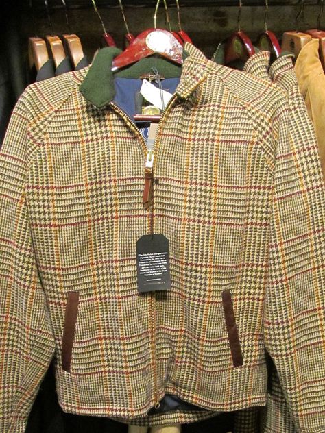 Tweed Golf Jacket Situational Irony, Tweed Fashion, J Press, Golf Jacket, Ivy Style, Golf Jackets, Harrington Jacket, New Energy, Gentleman Style