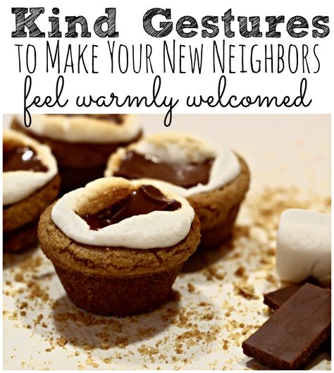 New neighbors on the street and want to go say hello? This article will give you all kinds of food AND non-food related ideas for making those new neighbors feel warmly welcomed to the street! Welcome Bake, Welcome New Neighbors, New Neighbor Gifts, Neighborhood Gifts, Moving Truck, New Neighbors, Baking Gifts, Neighbor Gifts, Welcome Gifts