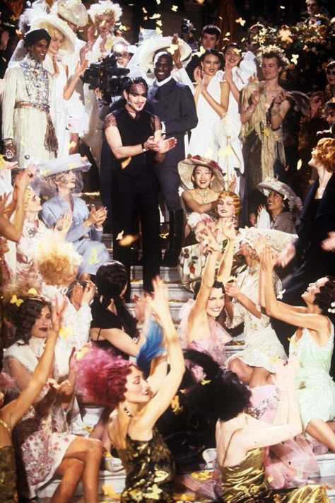 John Galliano Dior Haute Couture, 1998 Couture, Aayush Sharma, Vishal Mishra, Riyaz Aly, Galliano Dior, 1920 Fashion, Christian Dior Haute Couture, Dior Haute Couture