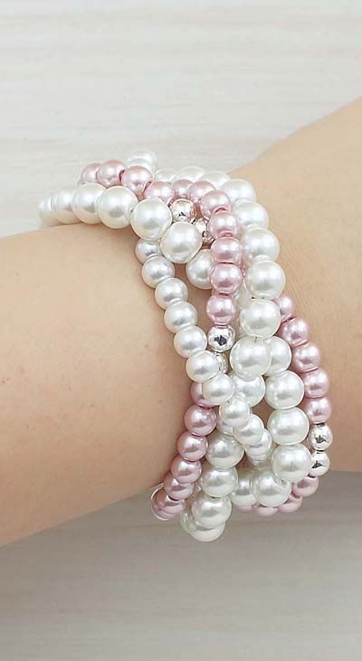 Pearl beaded bracelet