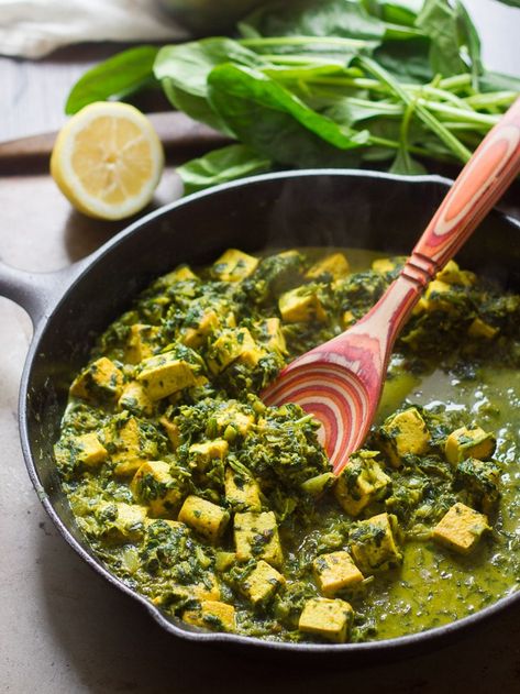 Vegan Saag Paneer, Vegan Saag, Tofu Paneer, Saag Paneer Recipe, Food Motion, Tofu Cubes, Saag Recipe, Indian Vegan, Bunny Food