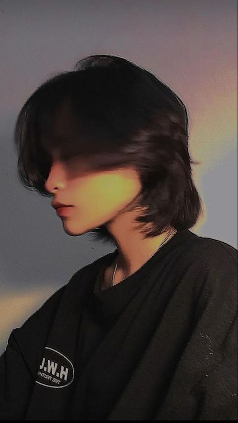 Medium Length Haircut Tomboy, Overgrown Mullet Hairstyle, Tomboy Wolf Haircut, Tomboy Mullet Haircut, Mullet X Wolfcut Haircut, Wolf Pixie Haircut, Wolf Cut Mullet Girl, Wolf Cut Girls Short Hair, Asian Wolf Cut Short