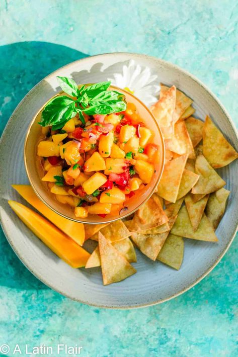 Enjoy the Best Salsa Recipe with Fresh Peach and Mango! This quick, refreshing peach mango salsa recipe is perfect for snacking or topping tacos. The Best Salsa Recipe, Peach Mango Salsa, Best Salsa Recipe, Potato Side Dishes Easy, Best Salsa, Mango Salsa Recipe, Fresh Peach Recipes, Mango Salsa Recipes, Potato Side Dishes