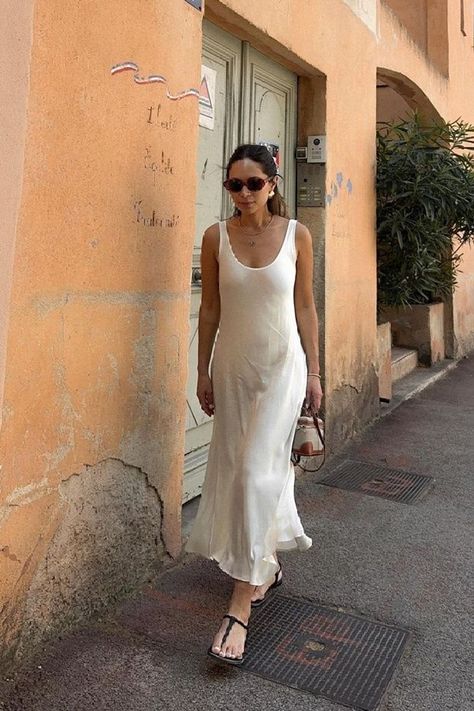 follow me on instagram for style inspiration, luxury fashion, travel diaries and more! | Marianna Hewitt, french girl style, what to wear in europe, european summer style, european summer outfits, silk slip dress Riviera Fashion, French Riviera Style, Summer Office Outfits, Elegant Classy Outfits, Marianna Hewitt, Dress For Petite Women, Chic Business Casual, High Waisted Dress Pants, Best Summer Dresses