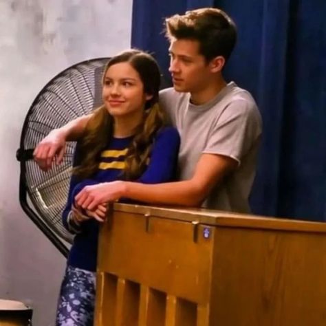 we need JB1 like now ! on Instagram: “Just found this rare picture of @mattcornett and @oliviarodrigo from season 1 episode 4 during "What I've been looking for" from hsm 1 If…” Olivia Rodrigo And Matt Cornett, Matt Cornett And Olivia Rodrigo, Ej Caswell, Matt Cornett, Hig School, Zombie Photo, Hsmtmts Cast, Rare Pictures, High School Musical