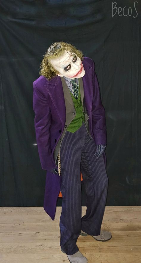 #Joker #tdk #cosplay #magnoliclothiers #heathledger Joker Guy Costume, Joker Costume Men Makeup, The Joker Costume Men, Joker Cosplay Men, Joker Outfit Men, Halloween Costume Men Scary, Diy Joker Costume Male, Joker Halloween Costumes Men, Cool Halloween Costumes Men