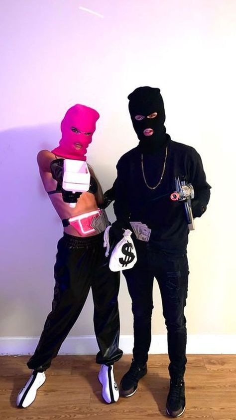 Robbers Halloween Costume Couple, Couple Halloween Costumes Bank Robber, Gangsta Couple Costumes, Party Halloween Outfits, Hot Robber Halloween Costume, Halloween Robber Costumes, Hot Robber Costume, Robber Outfit Halloween Costumes, Relationship Costumes Halloween