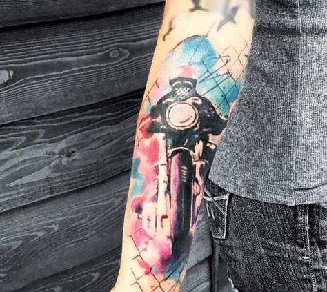 Perfect watercolor tattoo art of Motorcyclist motive done by artist Kenlar Tattoo Motorbike Tattoo, Justin Tattoo, Motorcycle Tattoo, Motorcycle Tattoos, Tattoo Hand, Tattoo Collection, World Tattoo, Tattoos Gallery, Abstract Tattoo