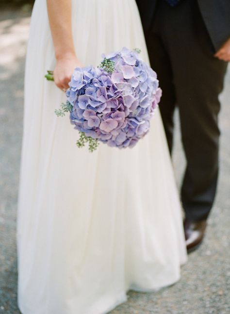 Skiathos Wedding, Bouquets Ideas, Hydrangea Bouquet Wedding, Wedding Flowers Hydrangea, Spring Wedding Bouquets, Hydrangea Wedding, Spring Wedding Bouquet, Blue Wedding Bouquet, Hydrangea Bouquet