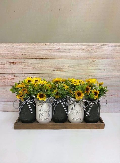 Table Decorations Living Room, Kitchen Table Decorations, Jar Arrangements, Mason Jar Arrangements, Rustic Table Centerpieces, Decorations Living Room, Living Room Mantle, Spring Flower Arrangements, Mini Sunflowers