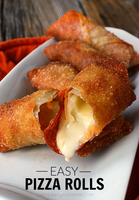 Wonton Wrapper Pizza Rolls, How To Make Pizza Rolls, Spring Roll Wrapper Ideas, Egg Roll Wrappers Things To Make With, Easy Pizza Rolls, Wrapper Recipes, Pizza Egg Rolls, Egg Roll Wrapper, Homemade Pizza Pockets