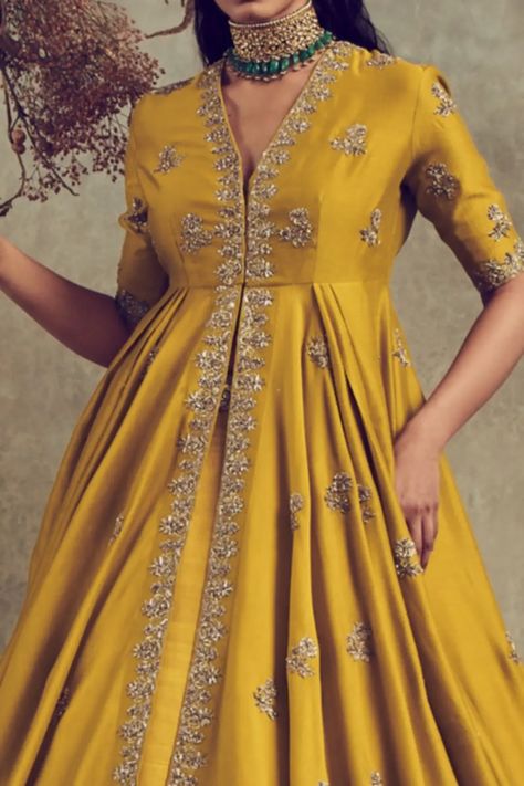 Yellow Anarkali Dress, Kurta And Lehenga, Maharani Designer Boutique, Jayanti Reddy, Yellow Lehenga, Anarkali Dress Pattern, Sari Blouse Designs, Beautiful Pakistani Dresses, Designer Kurtis