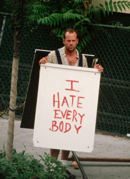 Bruce Willis on the set of Die Hard With a Vengeance in New York, 1994. Photo by Mitchell Gerber. Funny Celebrity Pics, Jai Courtney, Pier Paolo Pasolini, Todays Mood, Timothy Olyphant, Septième Art, Cinema Film, Bruce Willis, Bad Mood