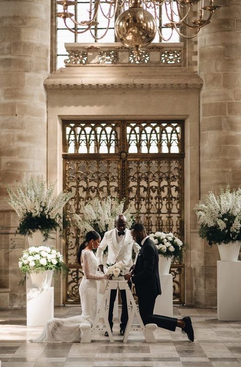 Black Couple Wedding Photos Aesthetic, Intimate Wedding Black Couple, Black Love Wedding, Black Couple Wedding, Black Wedding Photos, Traditional African Wedding, Black People Weddings, African American Wedding, African American Weddings