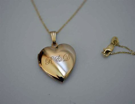 Solid gold heart locket with loved one's by Gvantsasfinedesigns Gold Lockets, Rose Gold Initial Necklace, Jewelry Locket, Bday Gifts For Him, Locket Jewelry, Rose Gold Initial, Women Picture, Gold Initial Pendant, Bday Gifts