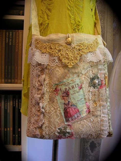 20+ Purse Display Ideas Shabby Chic | Purse Ideas Shabby Chic Bags, Linen Handbags, Lace Purse, Ruffles Bag, Chic Purses, Lace Bag, Mori Kei, Bridal Bag, Linens And Lace