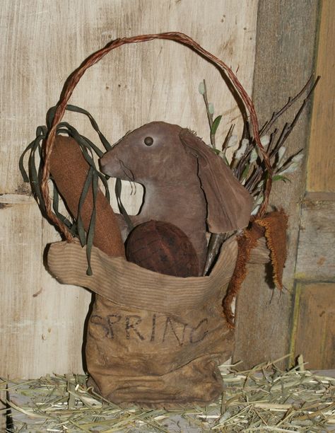 Aged Primitive Bunny In Basket Spring Thoughts, Carrot Crafts, Primitive Easter Crafts, Carrots For Easter, Bunny In Basket, Primitive Spring Decor, Easter Crafts To Make, Primitive Easter Decor, Fabric Carrots