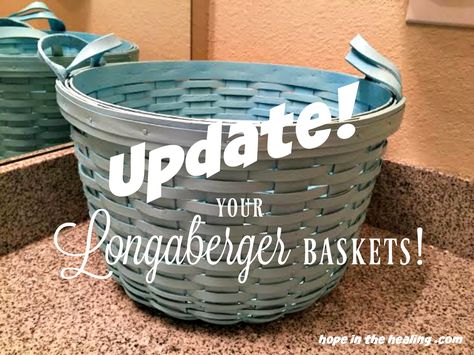 Update those Longaberger baskets! I can remember the very first Longaberger basket I bought in the early 90’s and I still have it. If the leather handles had not gotten wet, it would be Longaberger Baskets Repurposing, Spray Painted Baskets, Longaberger Basket Ideas, Paint Wicker, Painting Baskets, Basket Makeover, Longaberger Baskets, Painted Baskets, Decoupage Ideas