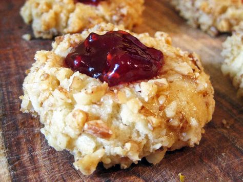 Bird’s Nest Cookies (Thumbprint or Thimble Cookies) | A Hint of Honey Birdsnest Cookies, Thimble Cookies, Jam Thumbprints, Cookies Thumbprint, Birds Nest Cookies, Thumbprint Cookies Recipe, Homemade Strawberry Jam, Thumbprint Cookies, Birds Nest