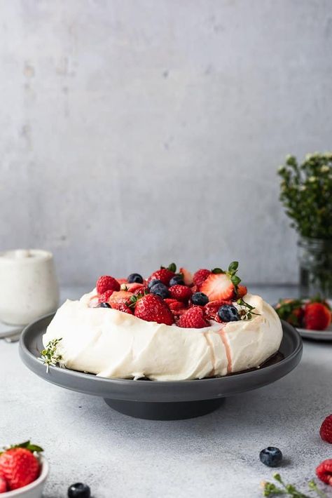 Keto Pavlova (Low-Carb, Sugar-Free) - Stem + Spoon Berry Pavlova, Door Ajar, Thickened Cream, Keto Chocolate Cake, Sugar Free Cake, Keto Christmas, Pavlova Recipe, Corn Flour, Low Carb Gluten Free