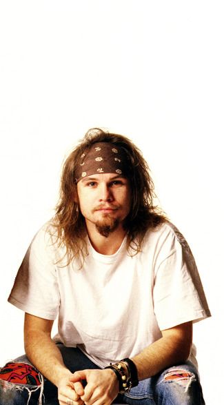 Mookie Blaylock, Grunge Boys, Jeff Ament, Pearl Jam Eddie Vedder, Silly Hats, Grunge Guys, Fav Music, Musica Rock, Eddie Vedder