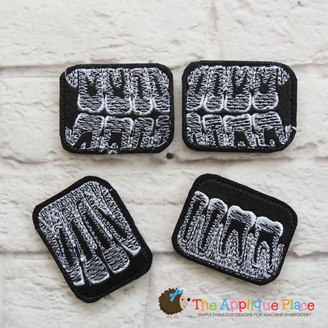 ITH - Dentist X-rays Dental Embroidery, Teeth Dentist, Ith Machine Embroidery, Front Teeth, X Rays, Dental Art, Hoop Design, Dental Floss, Machine Embroidery Patterns