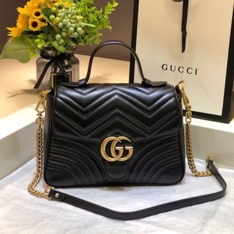 ✨Auth GUCCI Marmont GG Matelasse' Top Handle Small Black Calfskin EUC❤️ Gucci Handbag, Gucci Marmont, Bag Women Fashion, Gucci Gg Marmont, Gucci Handbags, Wallet Bag, Branded Bags, Handbag Backpack, Tote Handbags